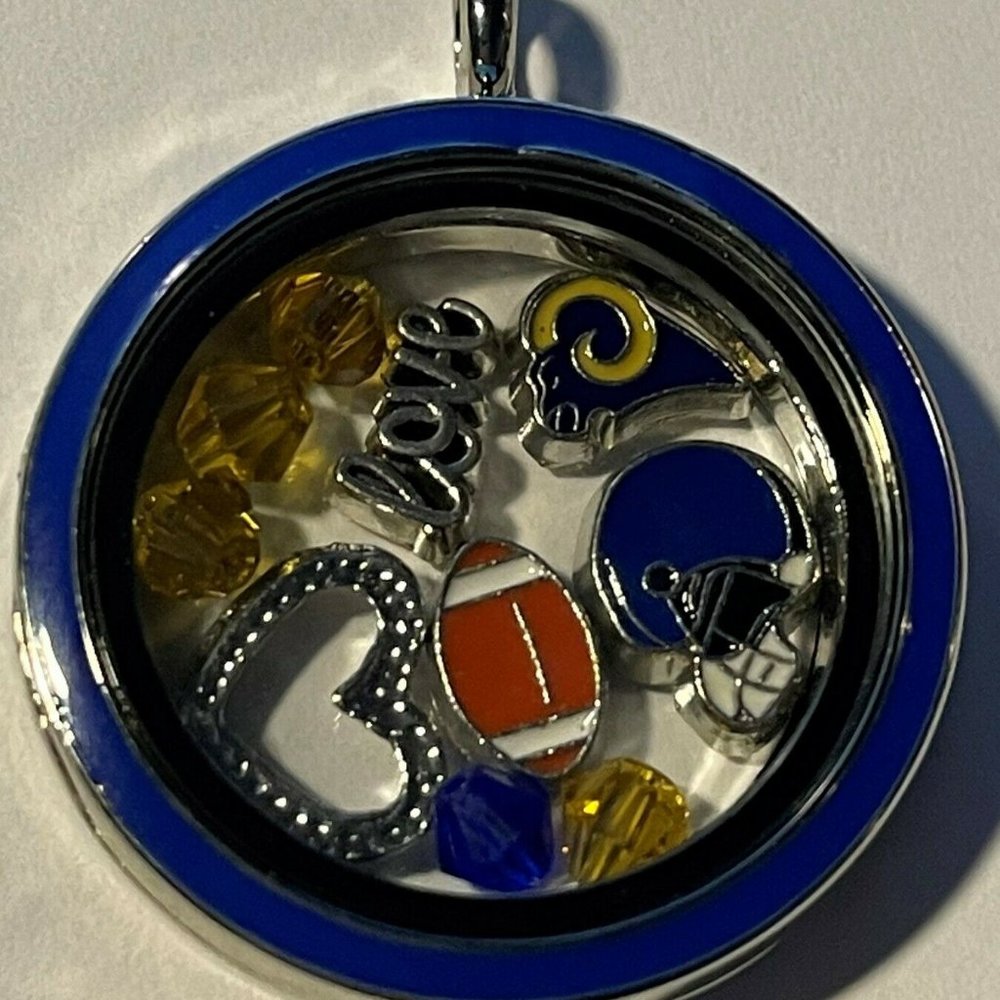 Los Angeles Rams NFL Memory Charm Locket w/ 22 IN chain NEW